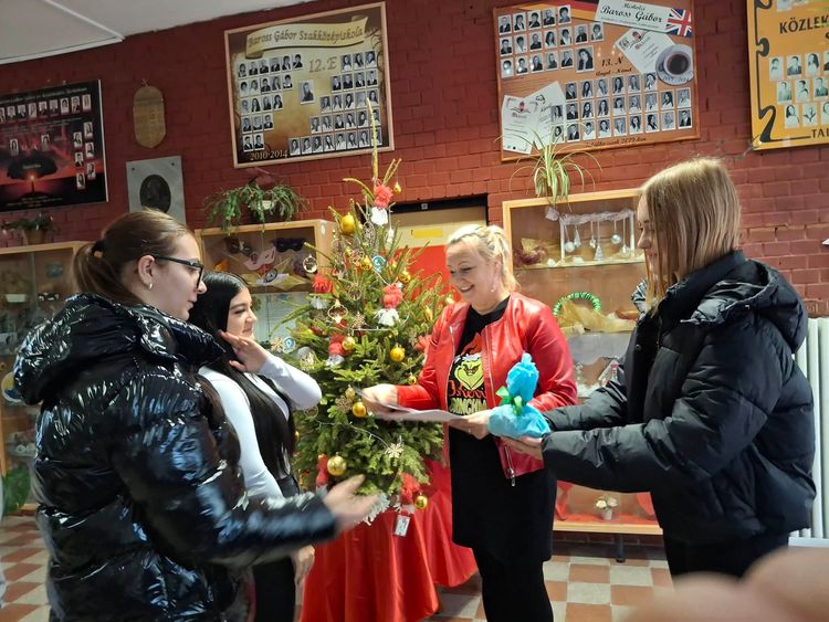 Karácsonyi díszítő verseny