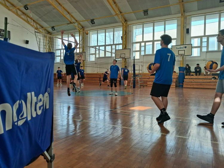 Fiú röplabda verseny