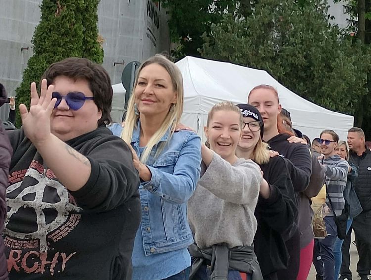 Az Értelmi Fogyatékossággal Élők és Segítőik FLASHMOB-ja