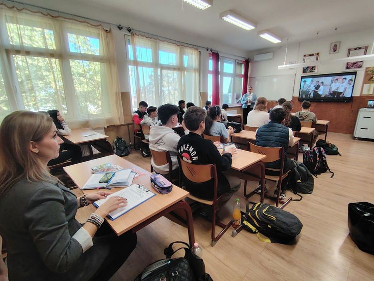 Újabb iskolába tértünk vissza a Baross pályaorientációs roadshow-ja keretében! 