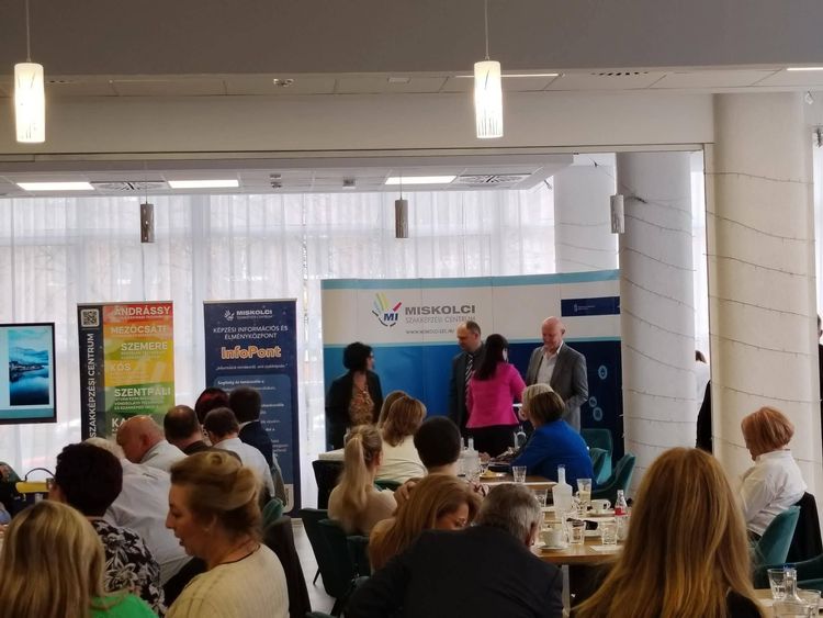 , SM01-1-VET-002 A szakmai oktatás és vizsgáztatás módszertanának megújítása a Miskolci Szakképzési Centrumban. ,,