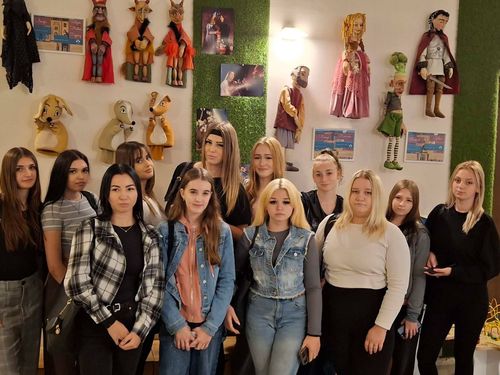 Bábszínházi élménnyel gazdagodtak óvodai nevelőink